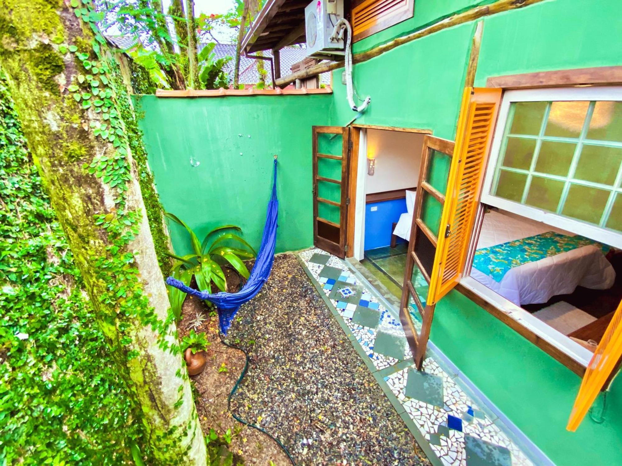 Velinn Pousada Gaia Gardens Araquari Rum bild